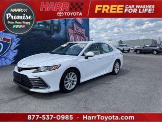 Certified 2022 Toyota Camry LE image 1