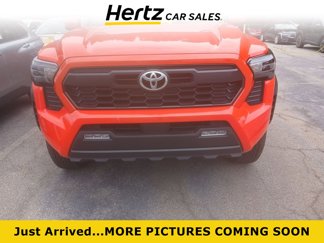Used 2024 Toyota Tacoma TRD Off-Road image 1
