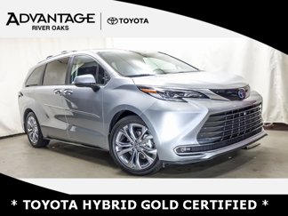 Certified 2023 Toyota Sienna Platinum image 1