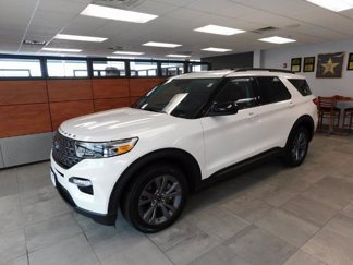 Certified 2023 Ford Explorer XLT w/ Equipment Group 202A image 1