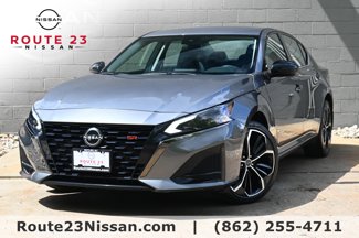 Certified 2023 Nissan Altima 2.5 SR image 1