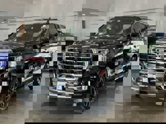 Used 2023 GMC Yukon XL SLT w/ SLT Premium Package image 1