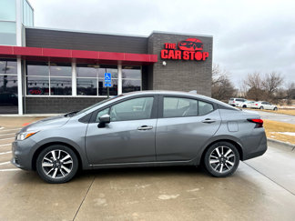 Used 2021 Nissan Versa SV image 1