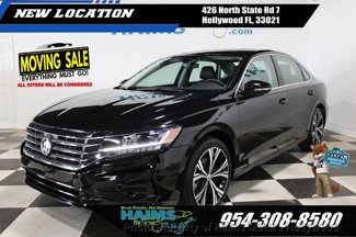 Used 2021 Volkswagen Passat 2.0T SE image 1