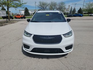 New 2025 Chrysler Pacifica Select image 1