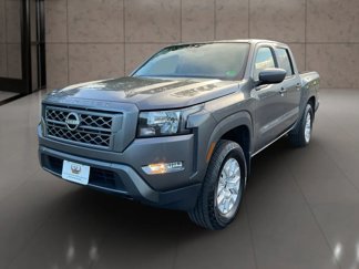 Used 2022 Nissan Frontier SV image 1