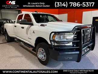 Used 2022 RAM 3500 Tradesman image 1