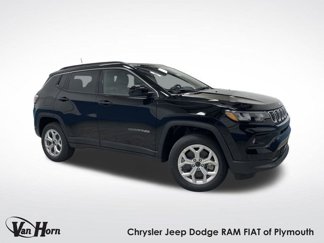 New 2025 Jeep Compass Latitude image 1