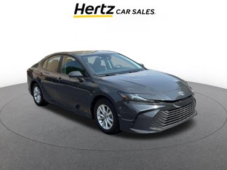 Used 2025 Toyota Camry LE image 1