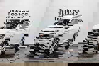 Used 2020 Volkswagen Atlas Cross Sport SE image 1