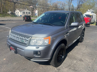 Used 2012 Land Rover LR2 HSE image 1