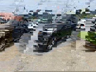 Used 2023 Ford Expedition Limited image 1