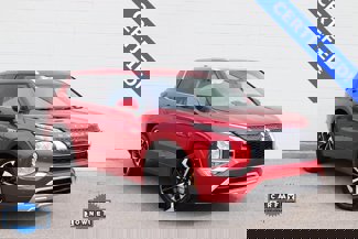 Used 2024 Mitsubishi Outlander 4WD Plug-In Hybrid image 1