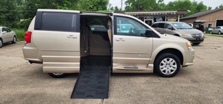 Used 2016 Dodge Grand Caravan SE w/ Quick Order Package 29E SE image 1