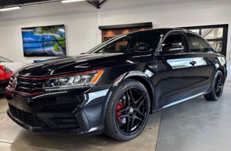Used 2018 Volkswagen Passat 3.6 image 1
