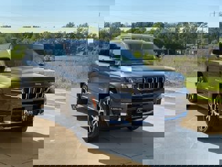 New 2025 Jeep Grand Cherokee L Limited image 1