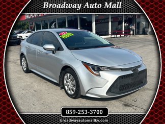 Used 2021 Toyota Corolla LE image 1