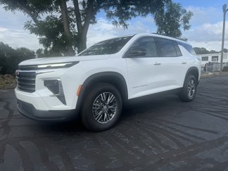 New 2026 Chevrolet Traverse LT image 1