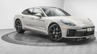 Used 2025 Porsche Panamera 4 image 1