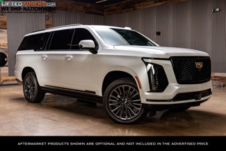 Used 2025 Cadillac Escalade ESV Sport Platinum image 1