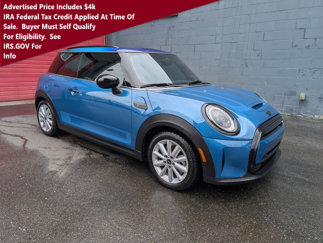 Used 2022 MINI Cooper SE image 1