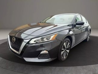 Used 2022 Nissan Altima 2.5 SV image 1