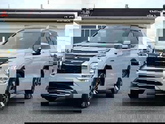New 2025 Mitsubishi Outlander SEL image 1