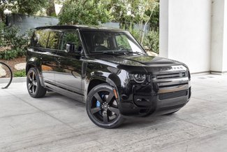 Used 2022 Land Rover Defender 110 V8 image 1