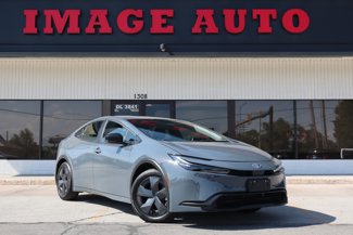 Used 2023 Toyota Prius LE image 1