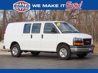 Used 2022 GMC Savana 2500 w/ Driver Convenience Package image 1