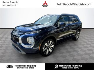 New 2025 Mitsubishi Outlander SEL image 1