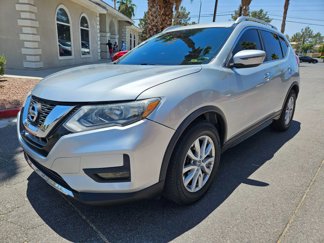 Used 2018 Nissan Rogue SV image 1