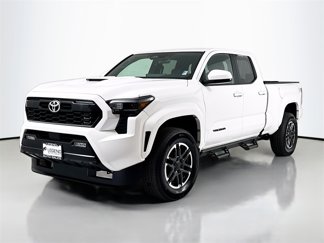 Used 2024 Toyota Tacoma TRD Sport image 1