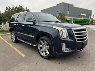 Used 2017 Cadillac Escalade Luxury image 1