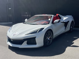 Used 2023 Chevrolet Corvette Z06 w/ Chrome Exterior Badge Package image 1