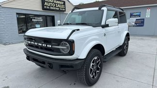 Used 2023 Ford Bronco Outer Banks image 1