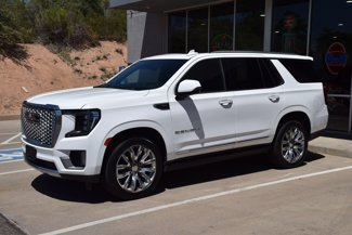 Used 2022 GMC Yukon Denali w/ Denali Premium Package image 1