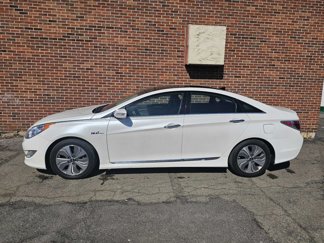 Used 2015 Hyundai Sonata Limited w/ Option Group 02 image 1
