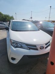 Used 2015 Toyota RAV4 LE image 1