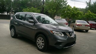 Used 2016 Nissan Rogue S image 1