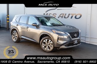 Used 2023 Nissan Rogue SV image 1
