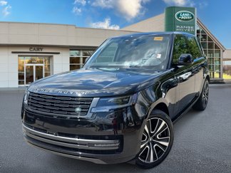 New 2025 Land Rover Range Rover SE image 1