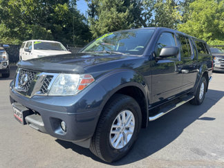 Used 2018 Nissan Frontier SV image 1