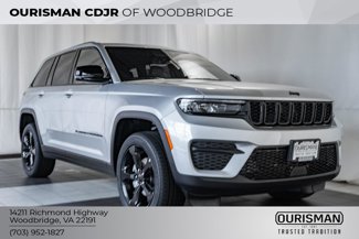 New 2025 Jeep Grand Cherokee Altitude video 1