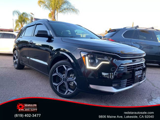 Used 2023 Kia Niro SX Touring image 1