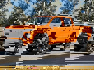 New 2025 GMC Canyon AT4 w/ AT4X Package image 1