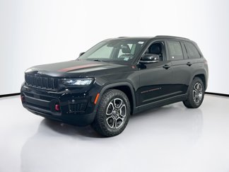 Used 2022 Jeep Grand Cherokee Trailhawk w/ Luxury Tech Group III image 1