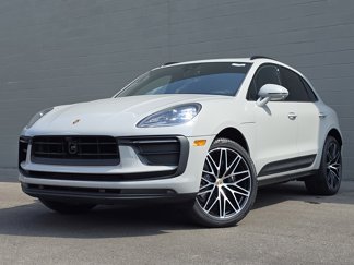 New 2025 Porsche Macan image 1