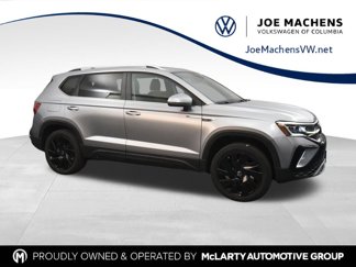New 2024 Volkswagen Taos SEL image 1