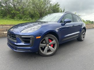 Certified 2024 Porsche Macan S image 1